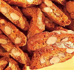 Biscottini con le mandorle o cantuccini