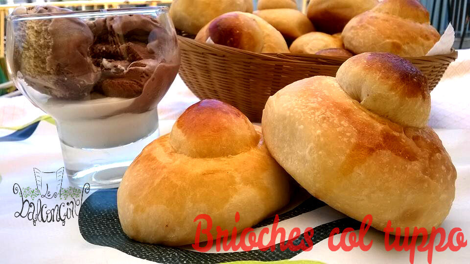 Brioches col tuppo
