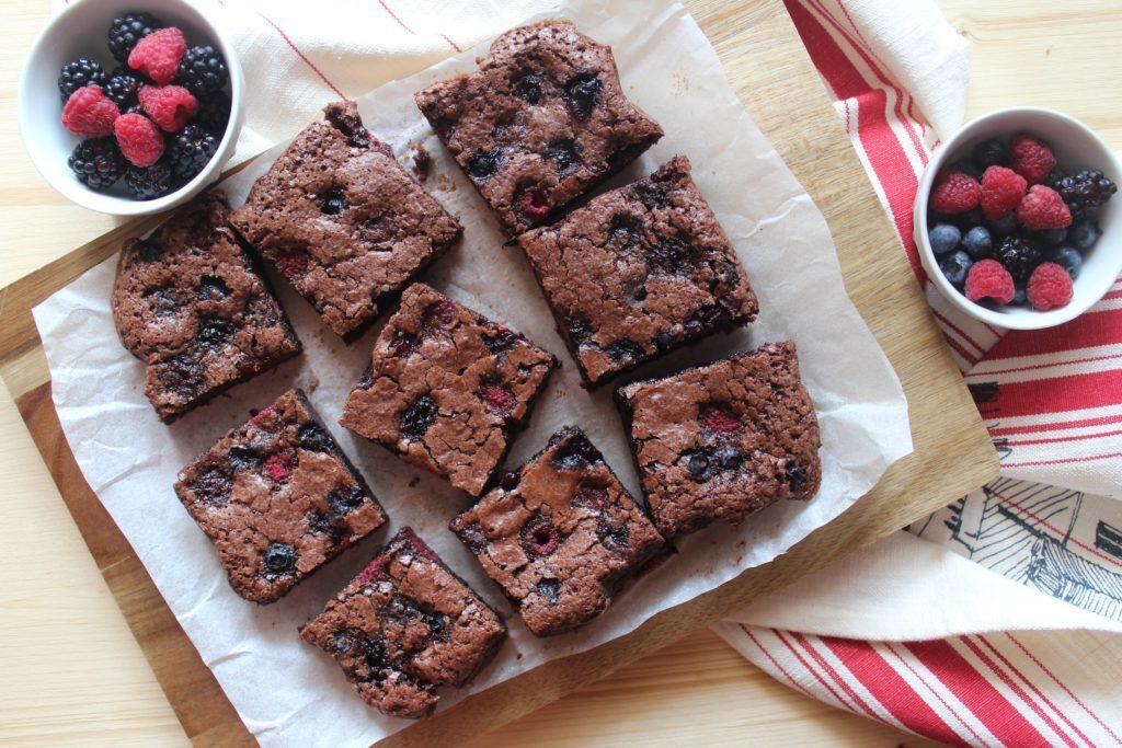 Brownies al cioccolato e lamponi