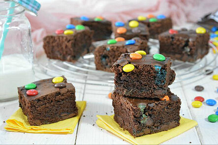 Brownies al doppio cioccolato con m&m