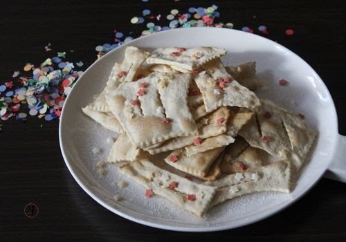 Bugie di carnevale vegane e cotte in friggitrice ad aria, vi assicuro un’esplosione di sapore con pochi ingredienti