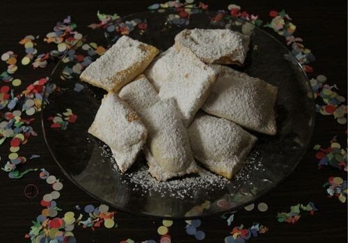Bugie ripiene vegan cotte in friggitrice ad aria
