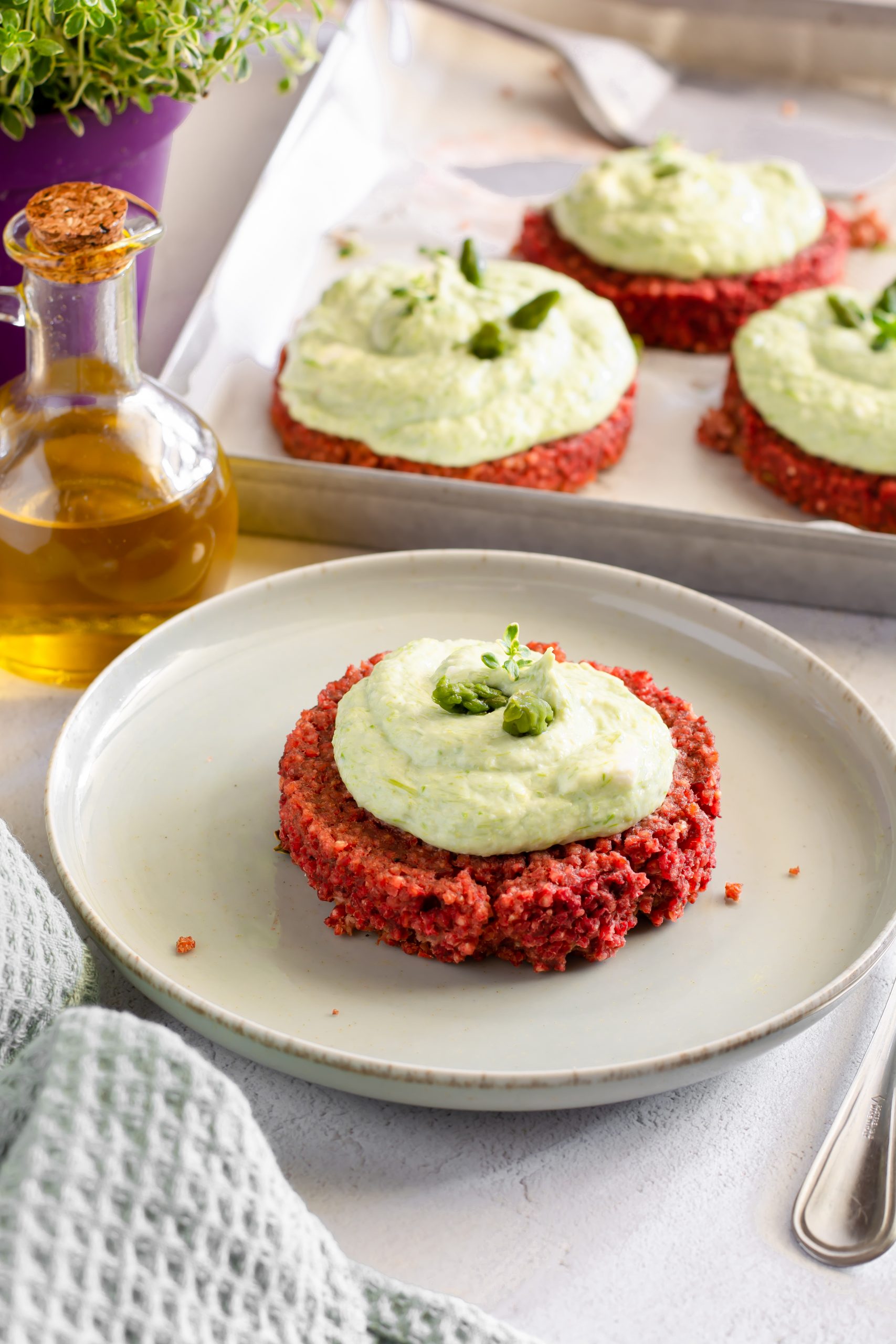 Burger di miglio con crema di asparagi
