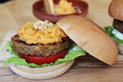 Burger vegani con pesto al limone