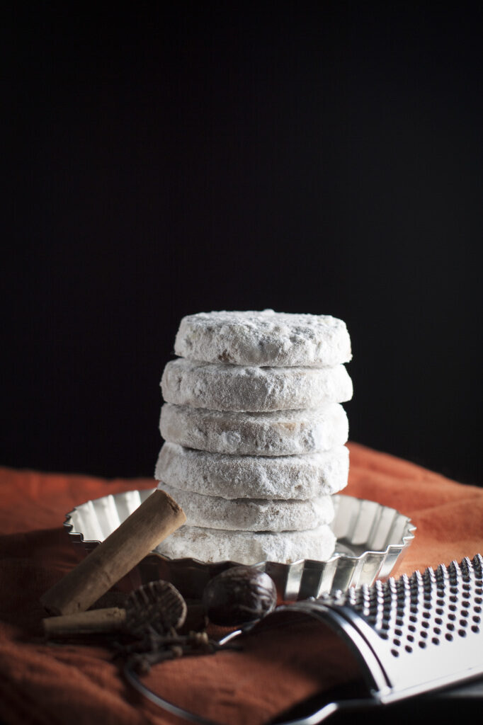 Buttered rum meltaways