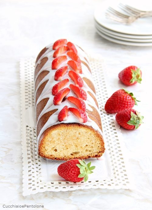 Cake al mascarpone con glassa al limoncello