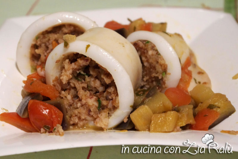 Calamari ripieni di melanzane
