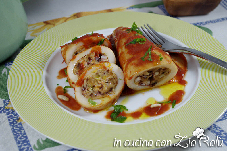 Calamari ripieni uvetta e pinoli