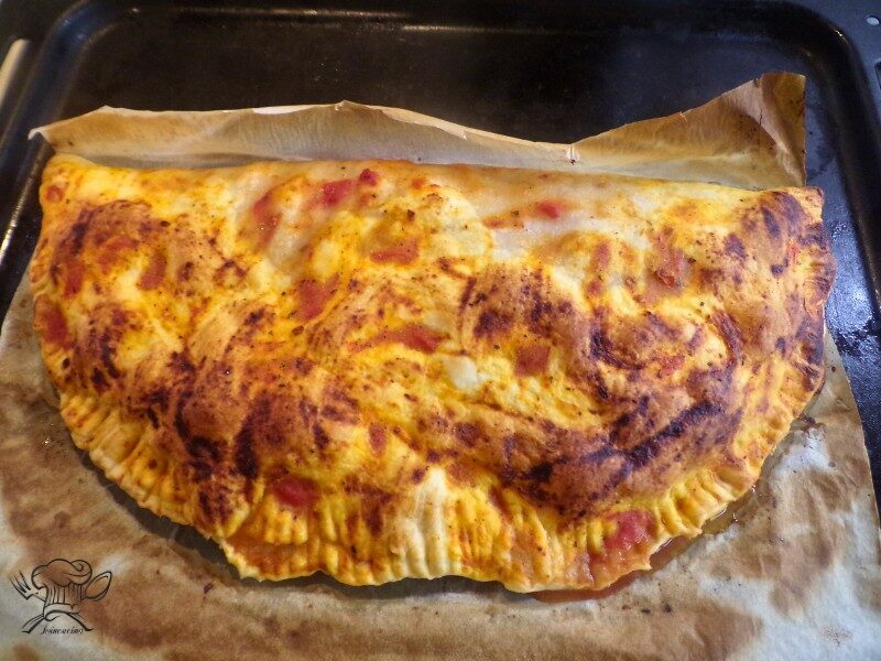Calzone di pasta sfoglia