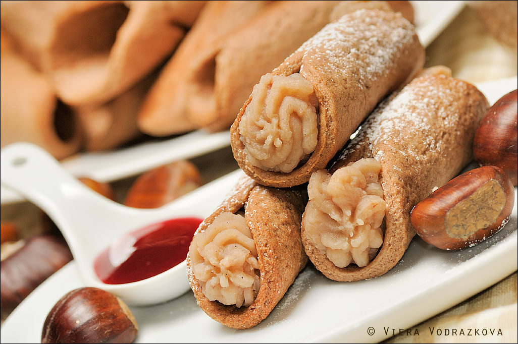 Cannoli al rum
