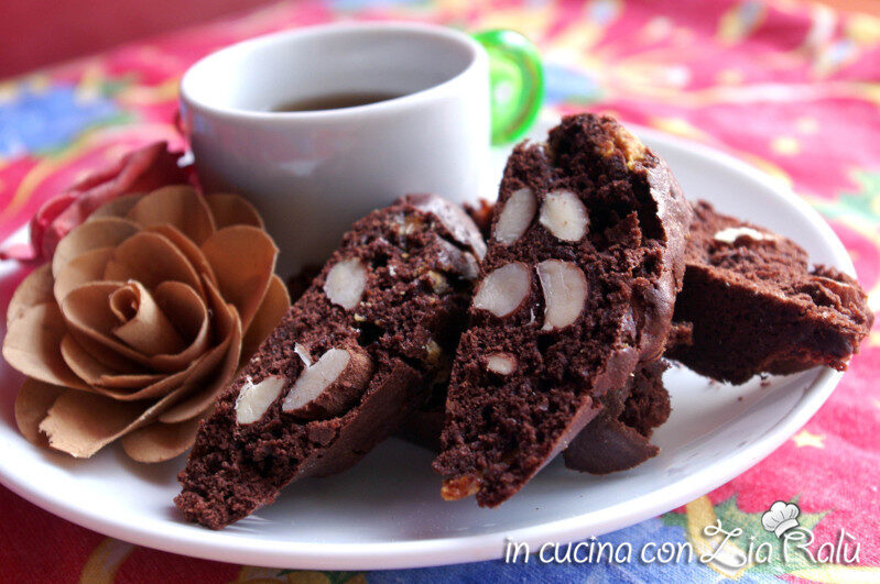 Cantucci cioccolatosi