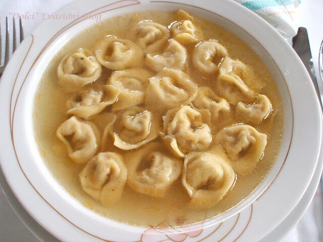 Cappelletti ai formaggi vegetariani