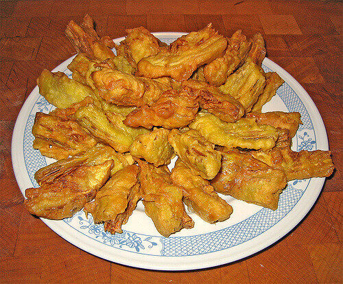 Carciofi fritti in pastella