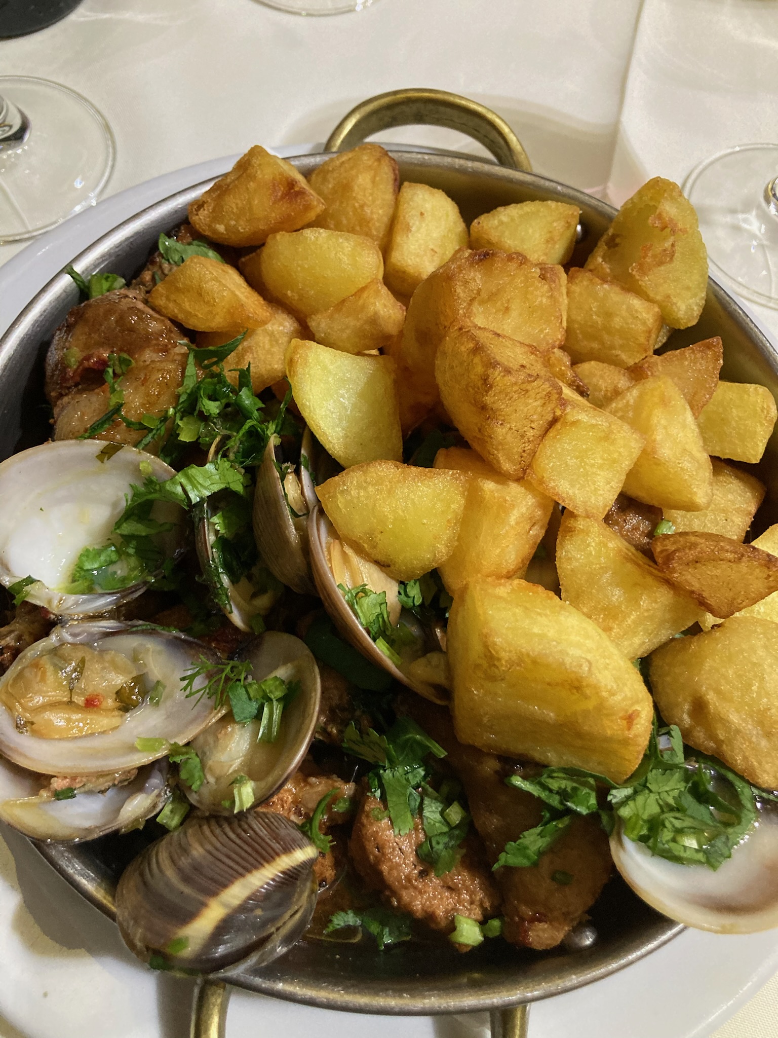 Carne de porco à alentejana 