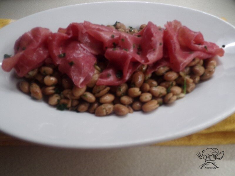 Carne salada con fagioli