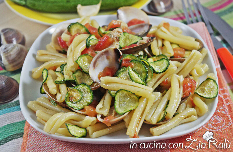 Caserecce vongole e zucchine