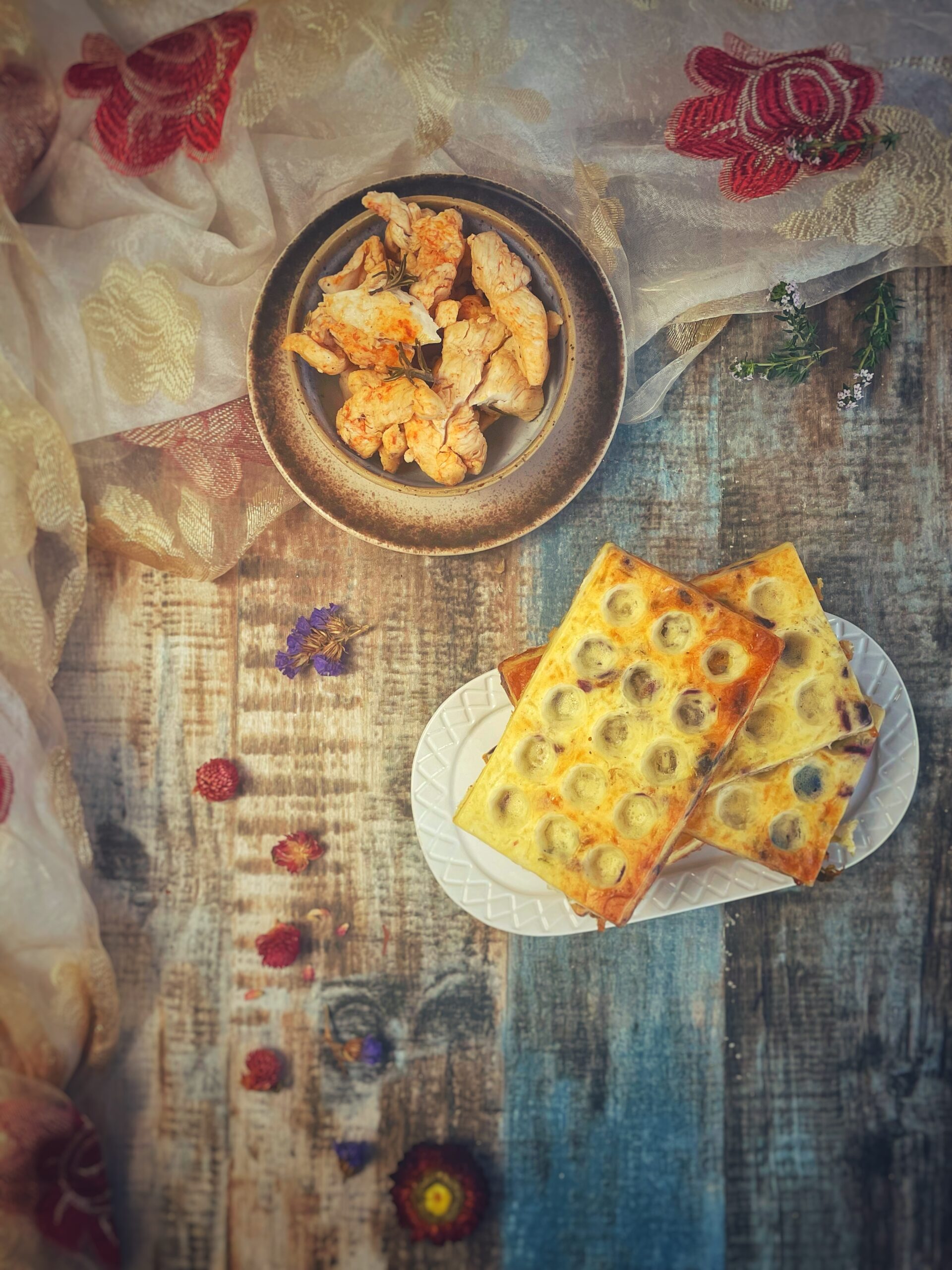 Chaffle con fiori eduli
