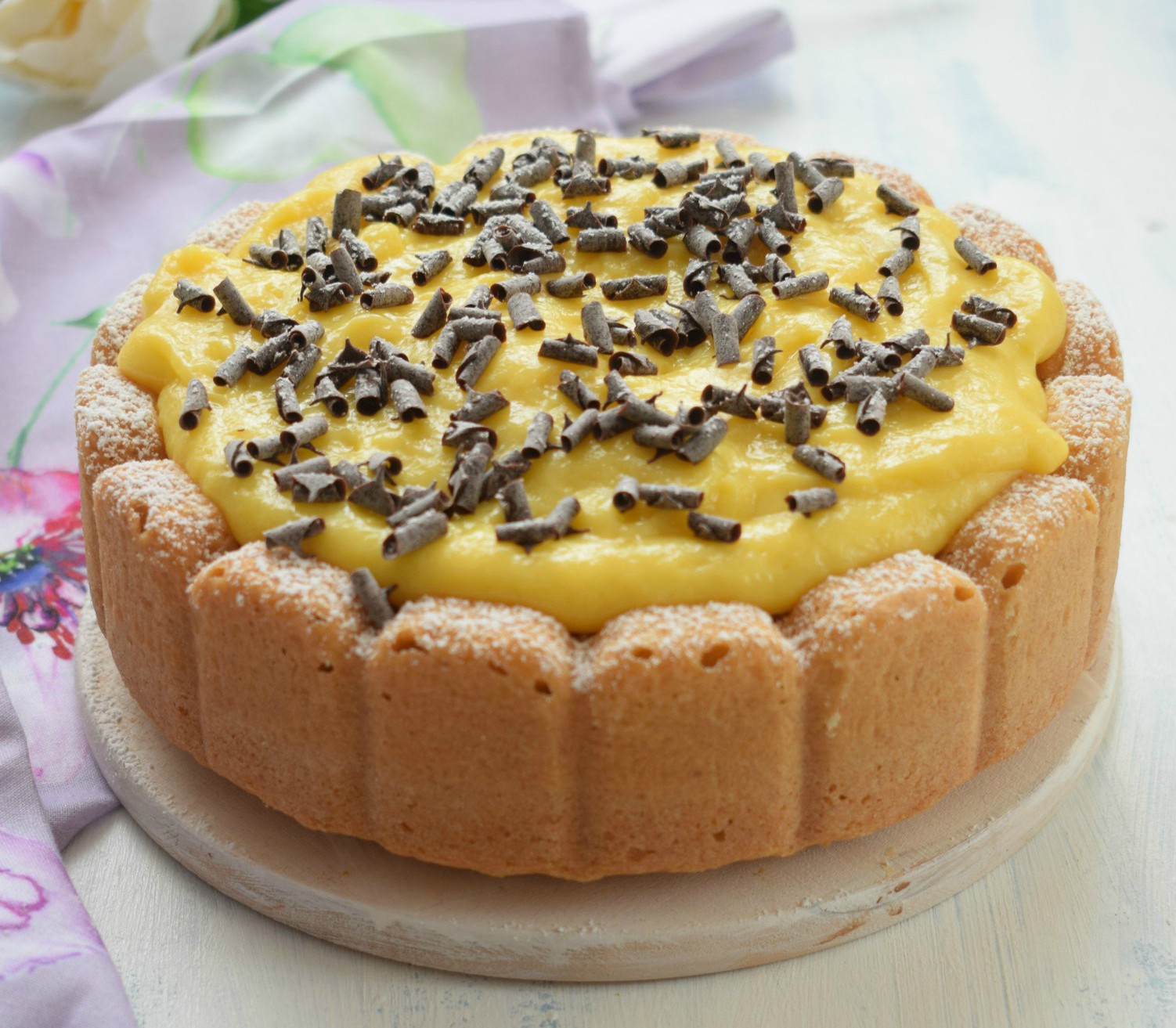 Charlotte con crema al cioccolato bianco