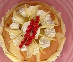Charlotte di pandoro al limoncello di anna moroni da dolci dopo il tiggì