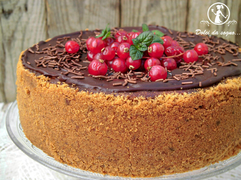 Cheesecake con cioccolato e ribes