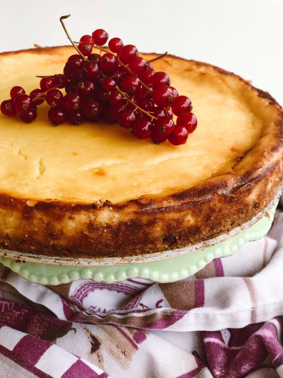 Cheesecake con ricotta di tramonti e frutti rossi