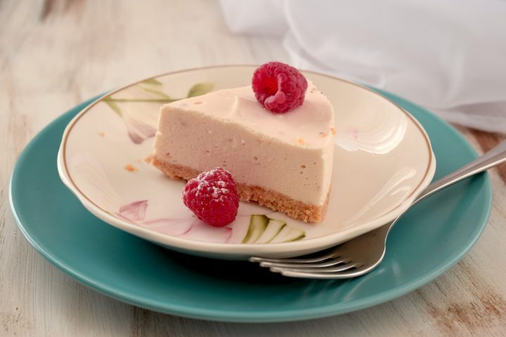 Cheesecake con skyr ai lamponi