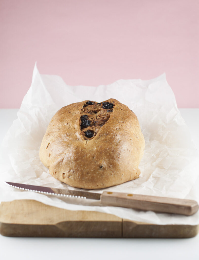 Christmas time: stollen con zenzero e cioccolato.