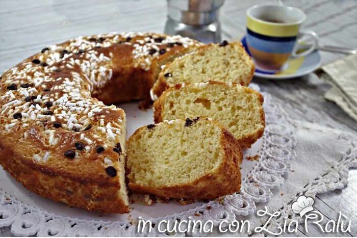 Ciambella al farro e ricotta