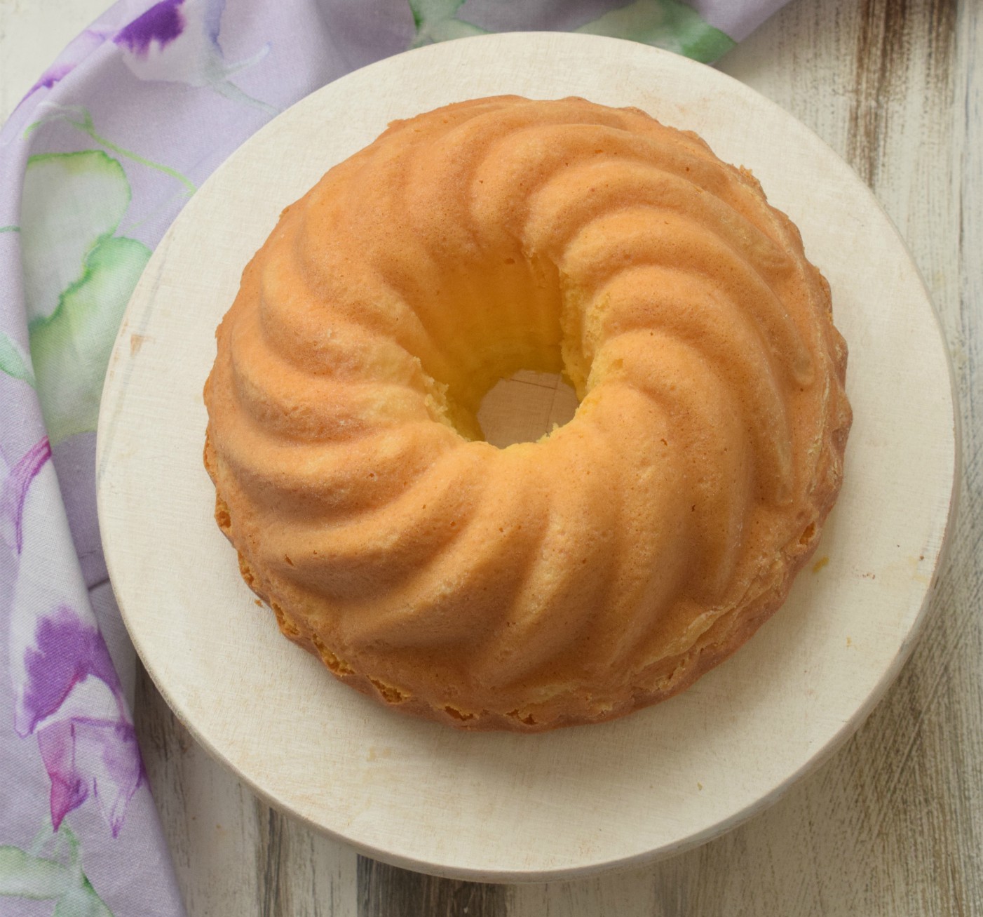Ciambella al latte condensato e limone