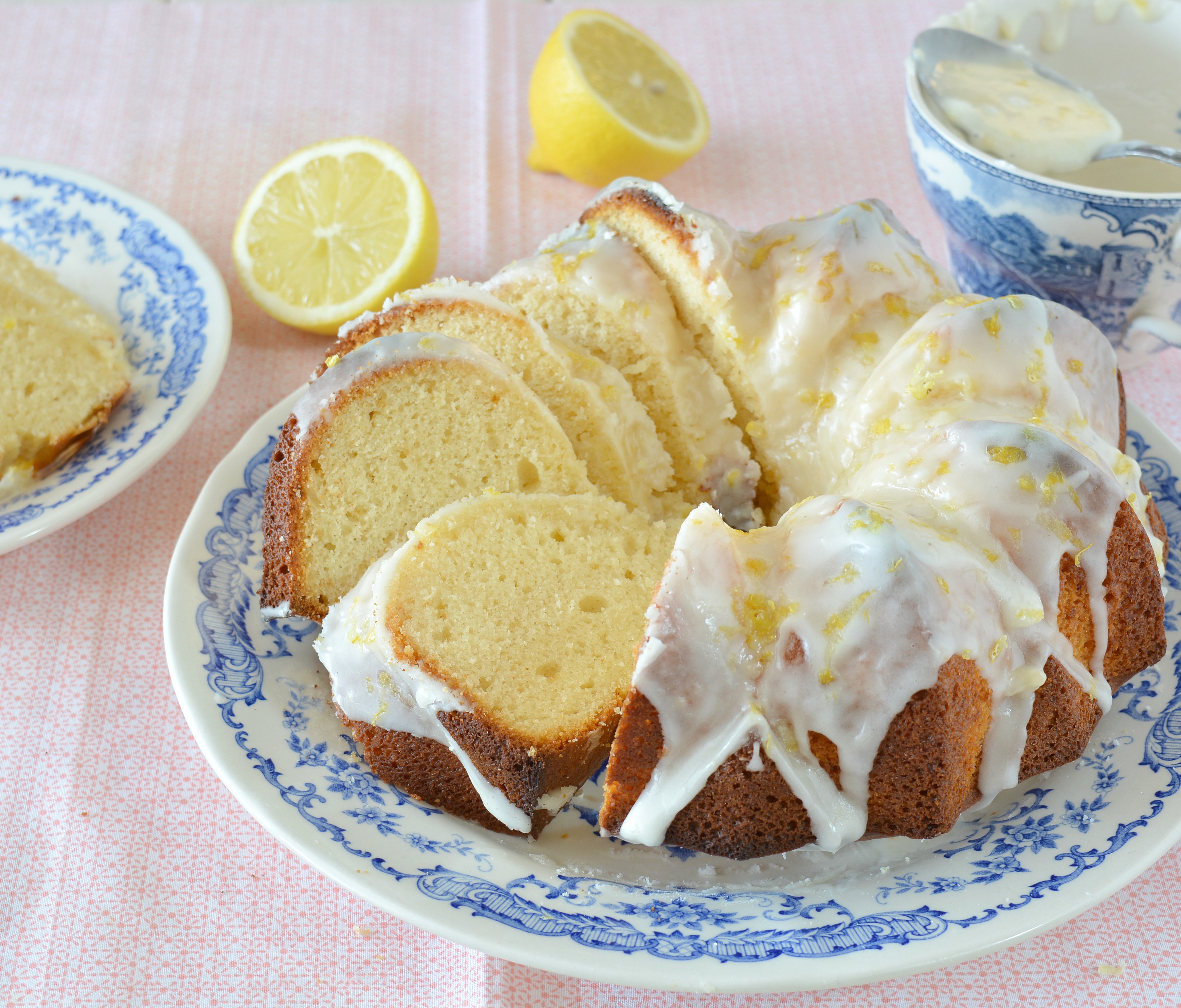 Ciambella al miele con limone e zenzero