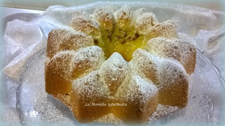 Ciambella sofficissima alla panna senza glutine
