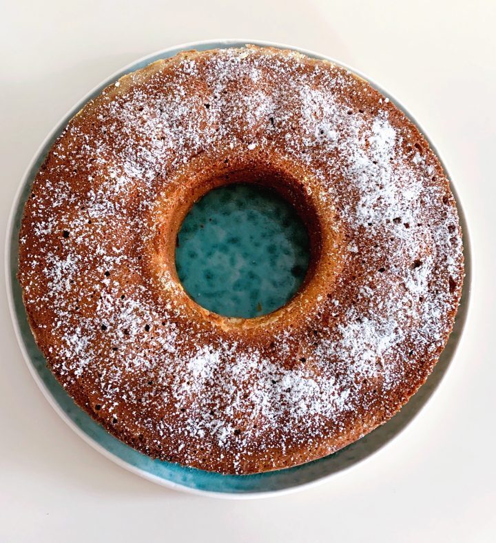 Ciambella zucca e noci, ricetta facile