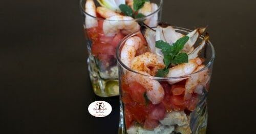 Cocktail di mazzancolle cotte in friggitrice ad aria, con cuore di bue, scalogno e friselle al profumo di menta