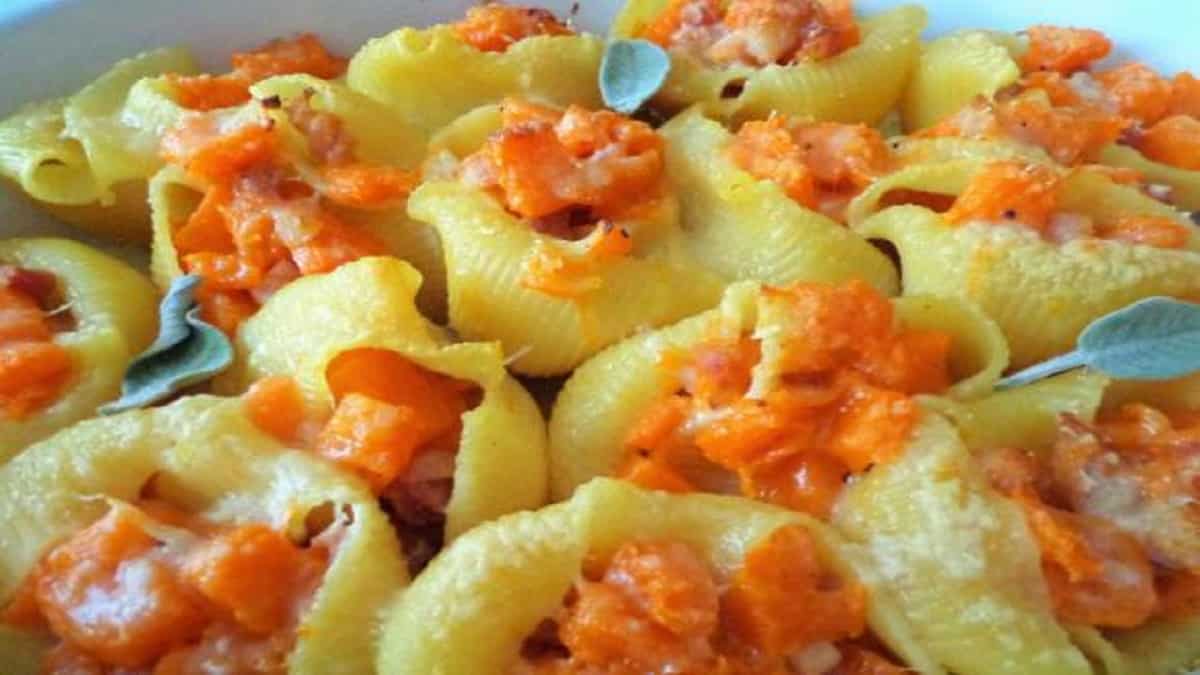 CONCHIGLIONI RIPIENI DI ZUCCA AL FORNO