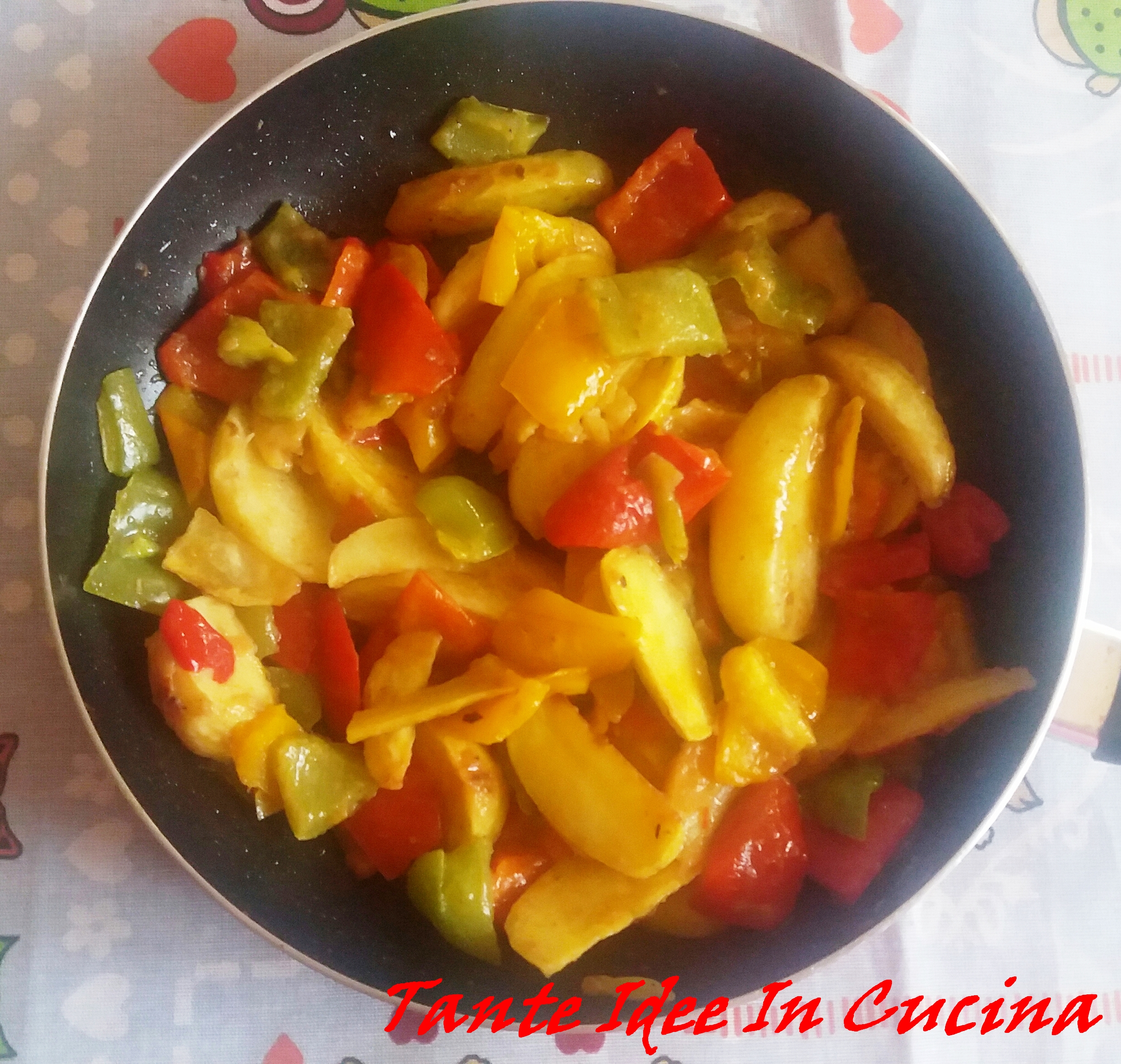 CONTORNO DI PATATE E PEPERONI