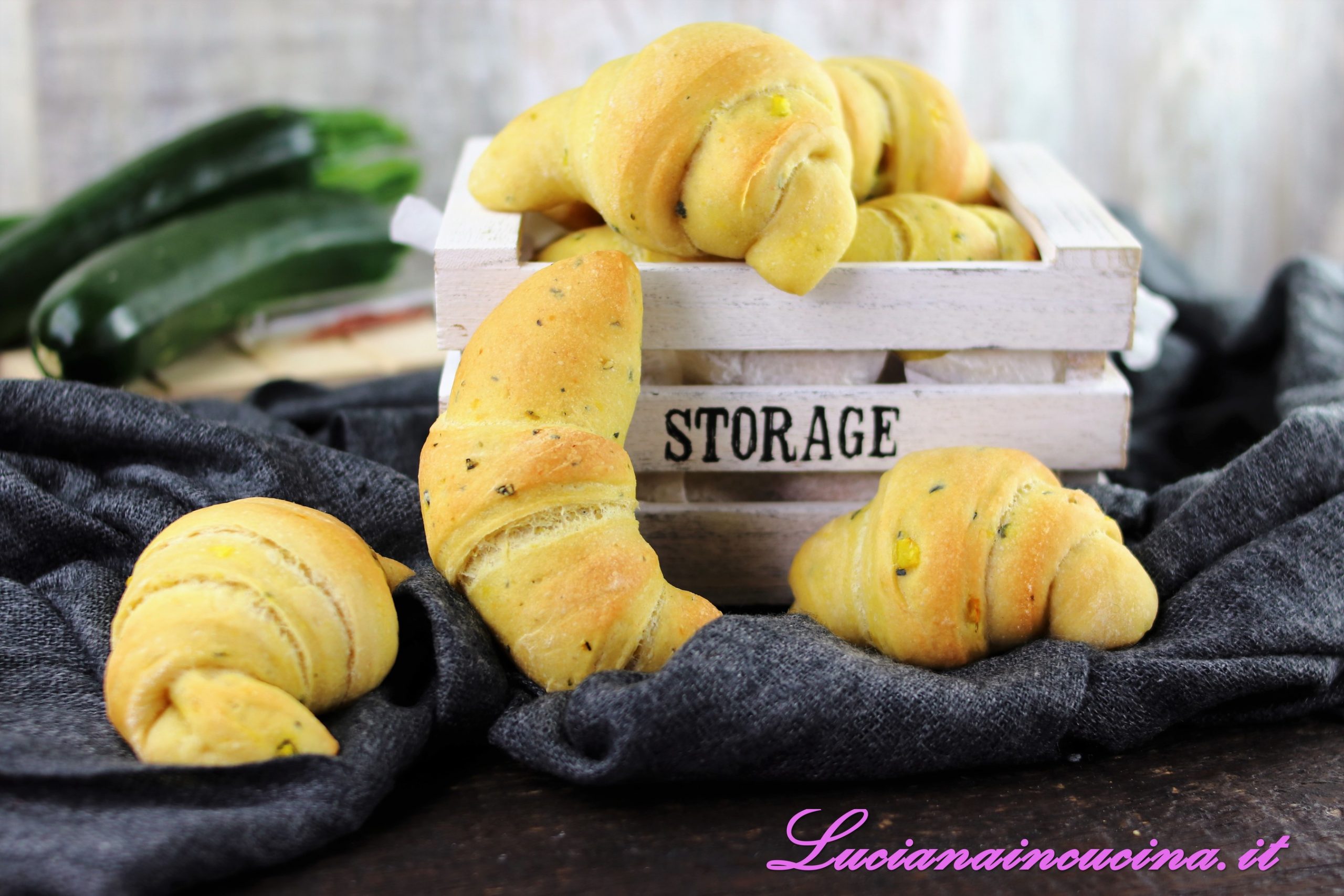 Cornetti salati alle zucchine