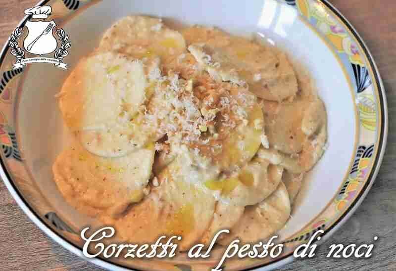Corzetti al pesto di noci (Croxetti)