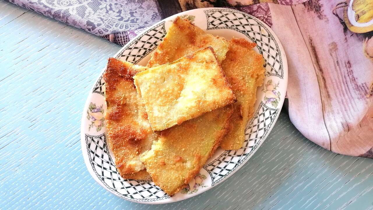 Cotolette di zucchine fritte: contorno irresistibile