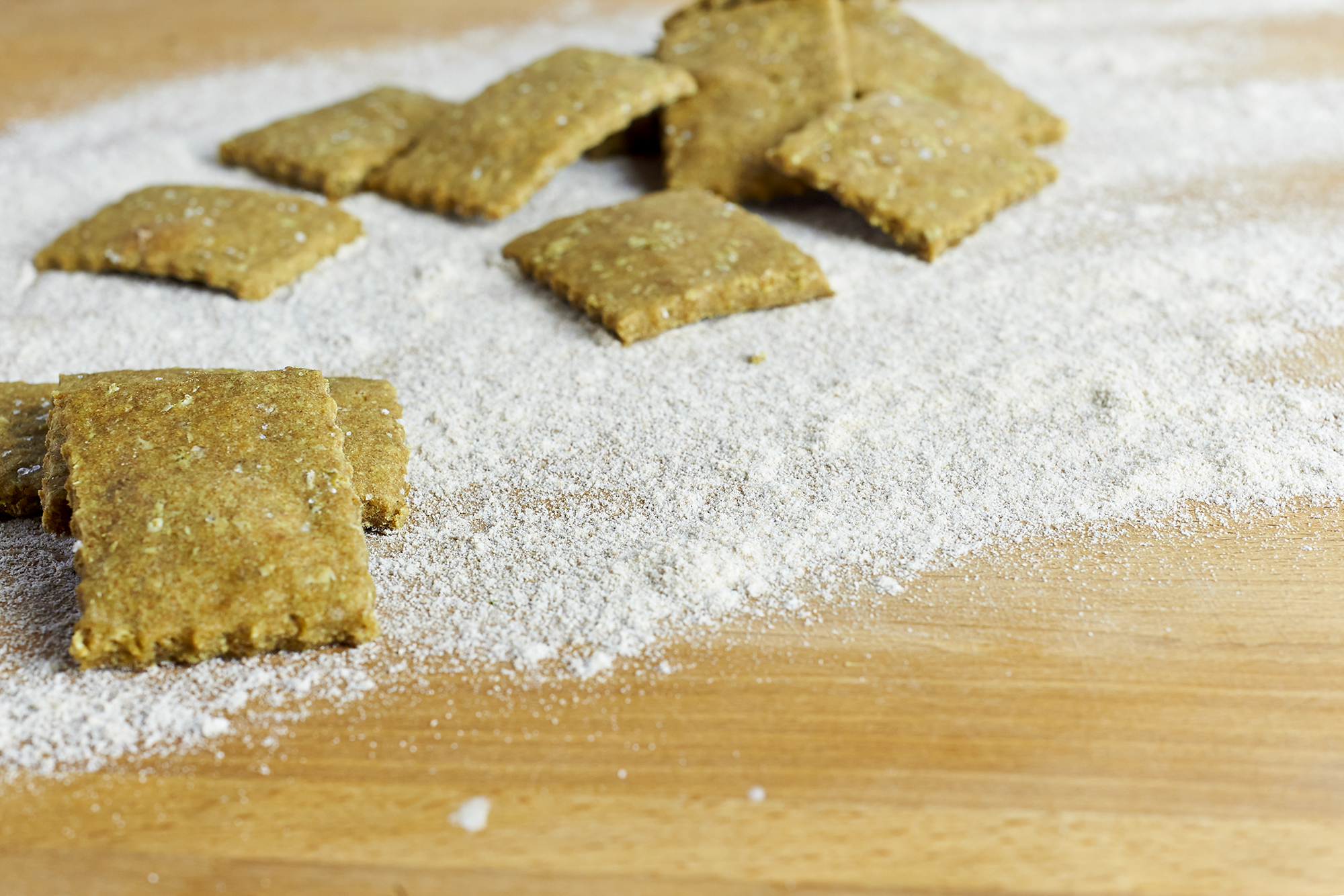 Crackers ai piselli e zenzero