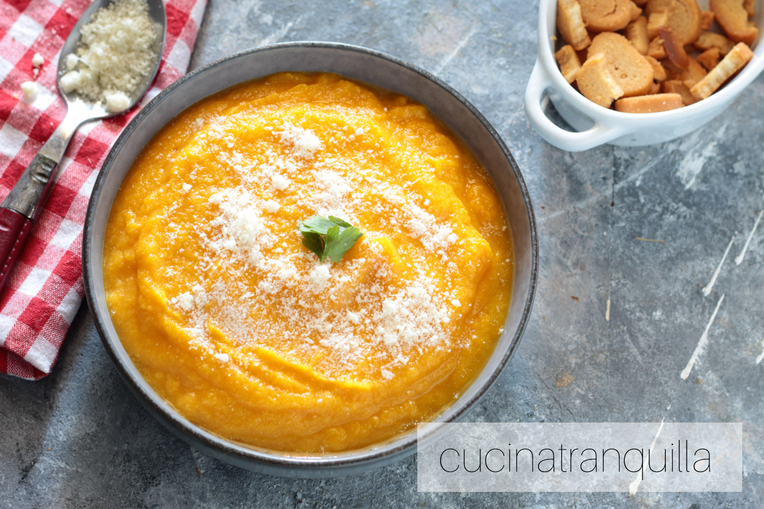 Crema di cavolfiori gialli e carote