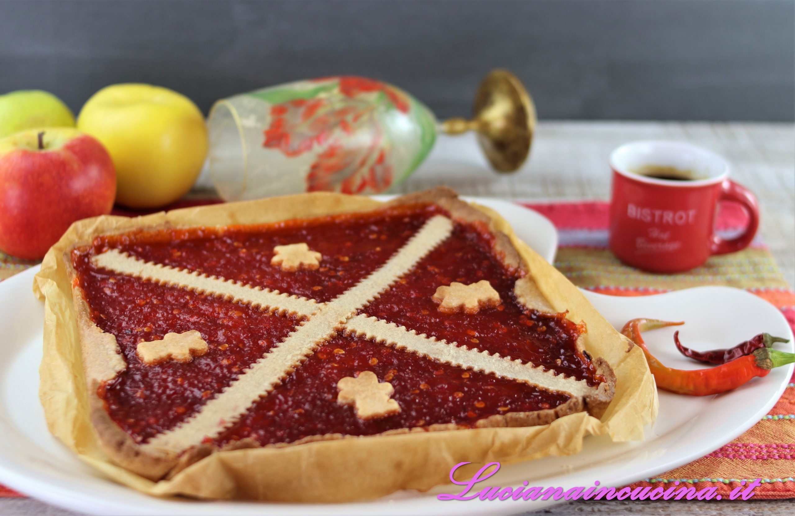 Crostata alle mele e peperoncino