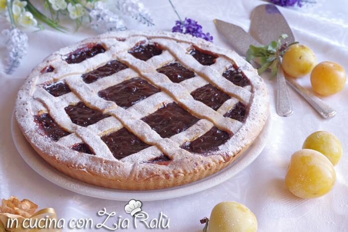 Crostata all’olio con confettura di prugne mirabelle