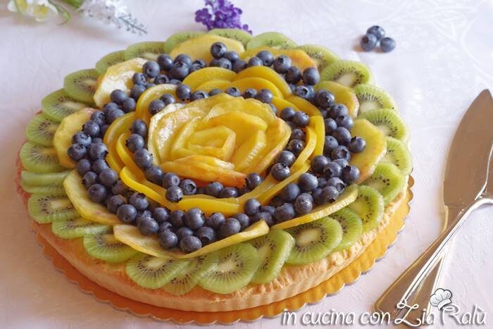 Crostata all’olio con crema senza lattosio alla frutta