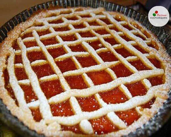 Crostata classica con marmellata