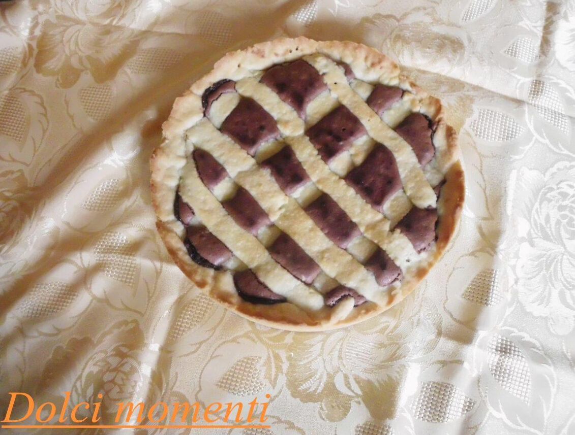 Crostata con crema al cioccolato e pere
