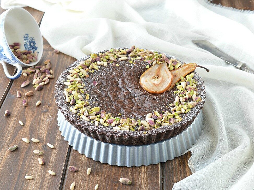 Crostata con crema al cioccolato e rum