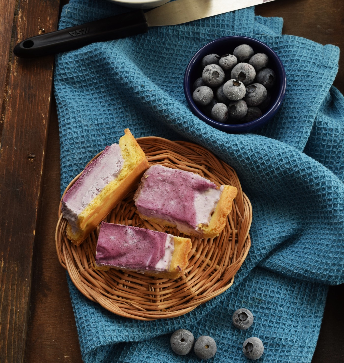 Crostata con mousse di mirtilli