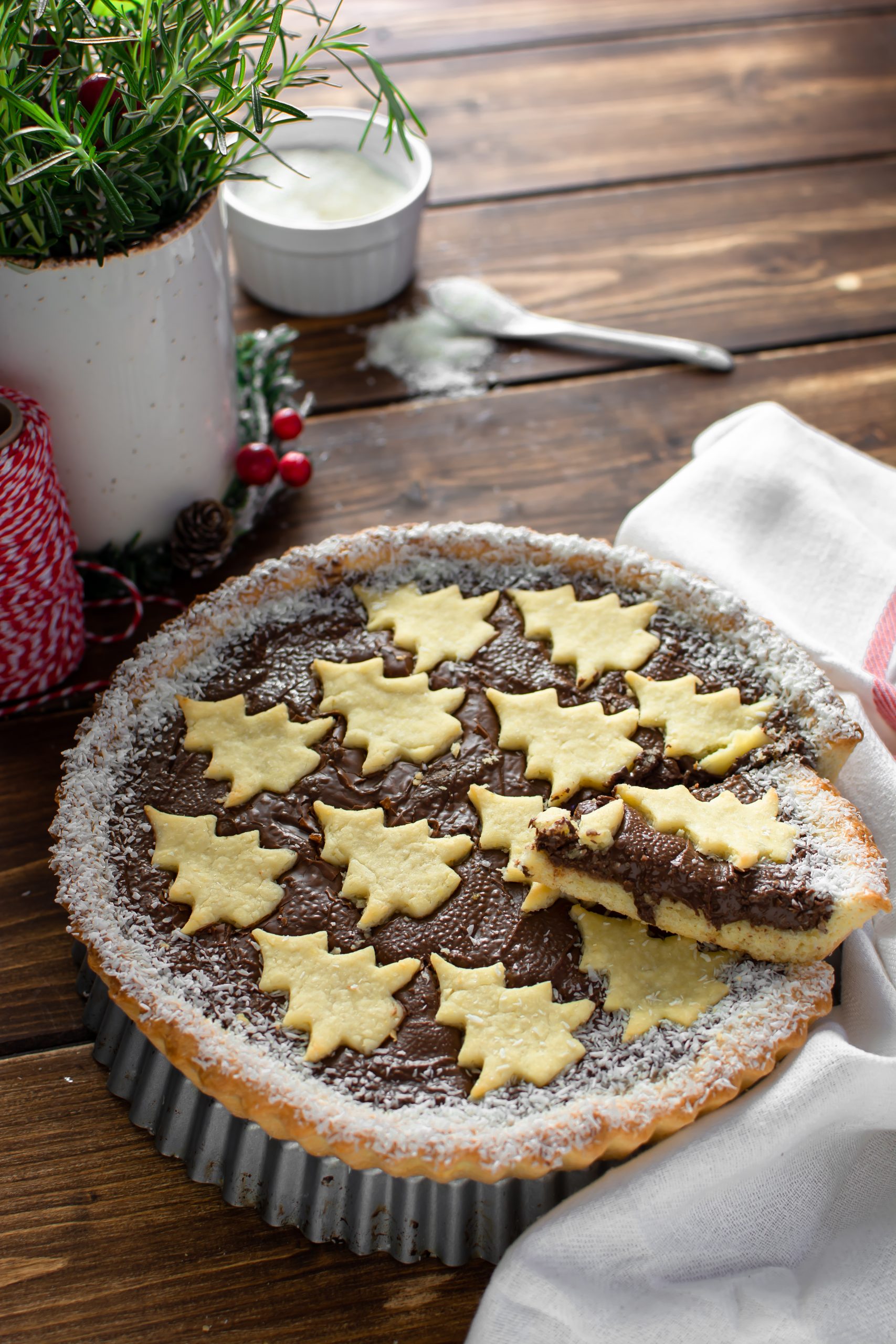 Crostata con pasta frolla al cocco e crema alle nocciole cremosissima