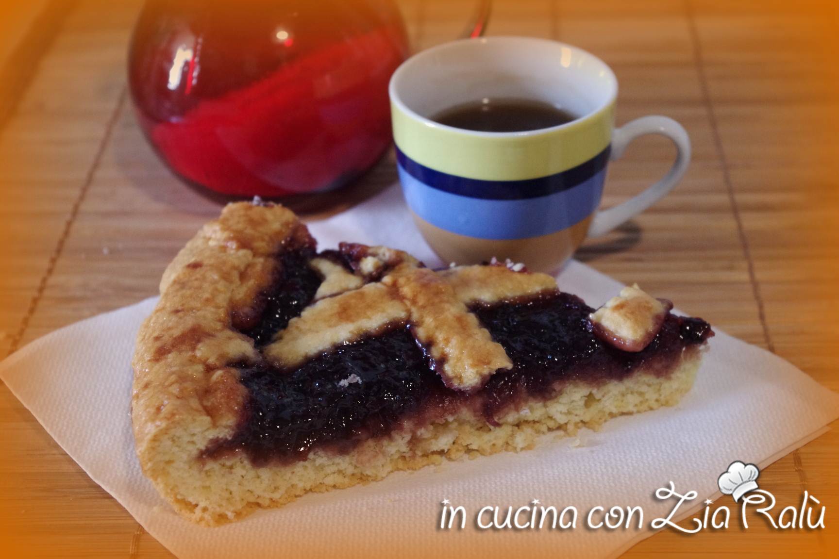 Crostata di confettura soffice
