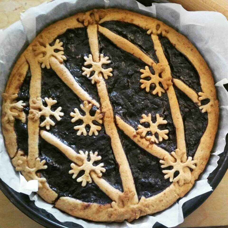 Crostata rustica con marmellata di uva